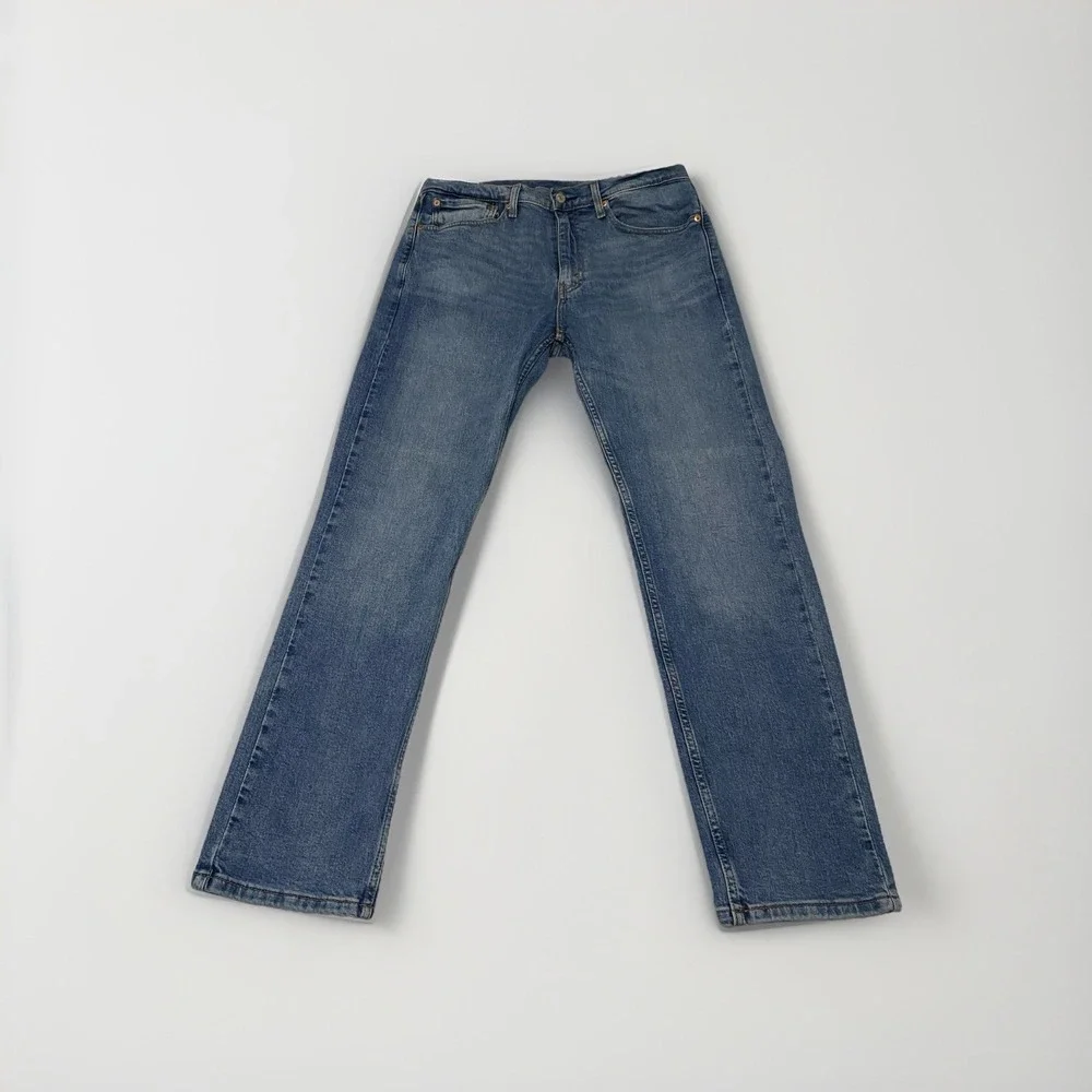 Levi's 505 Men's 34x32 Blue Denim Jeans Regular Straight Leg Mid Rise 5-Pocket